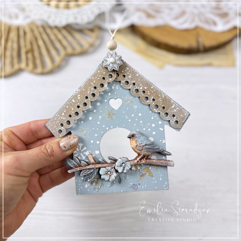 Create a Stunning Christmas Birdhouse with Stamperia Dewdrops Collection!